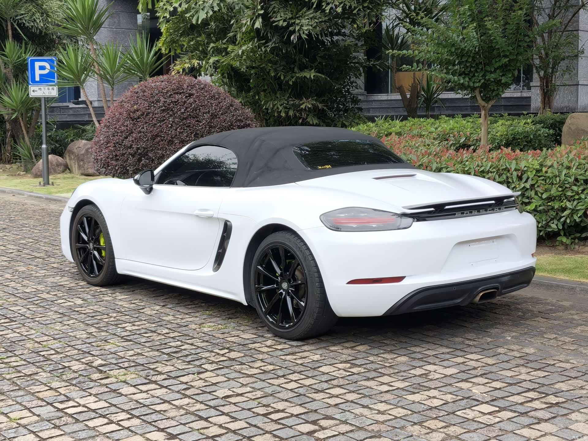 Porsche Boxster, 2018 6