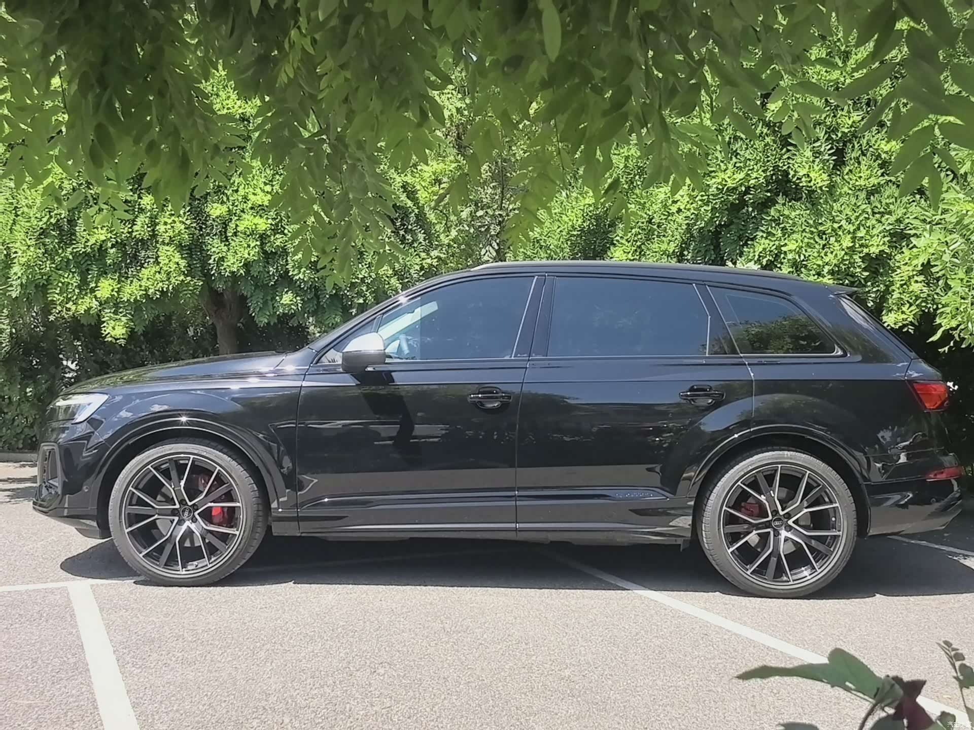 Audi Q7, 2026 4