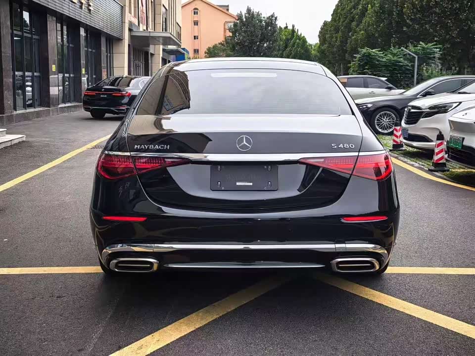 Mercedes-Benz Maybach S-class