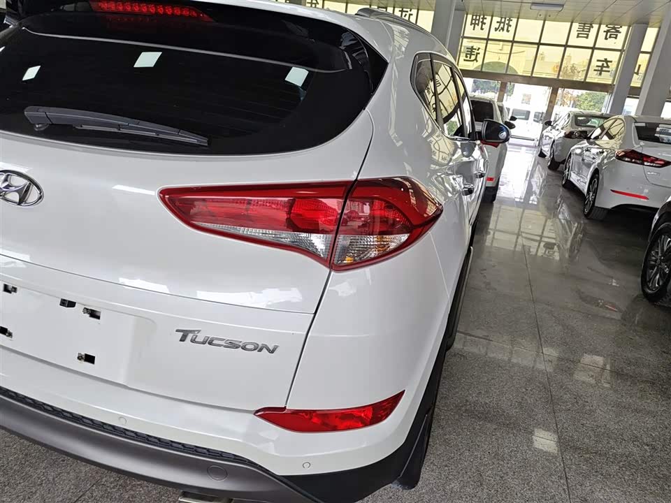 Hyundai Tucson