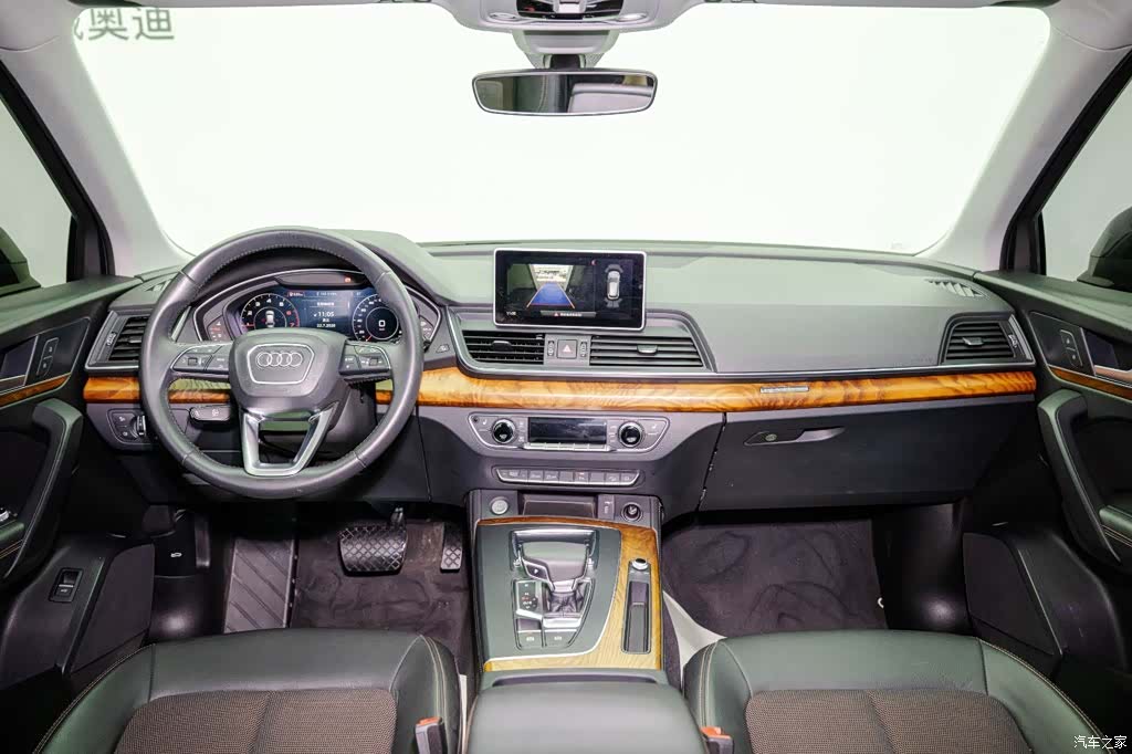 Audi Q5L, 2019 10