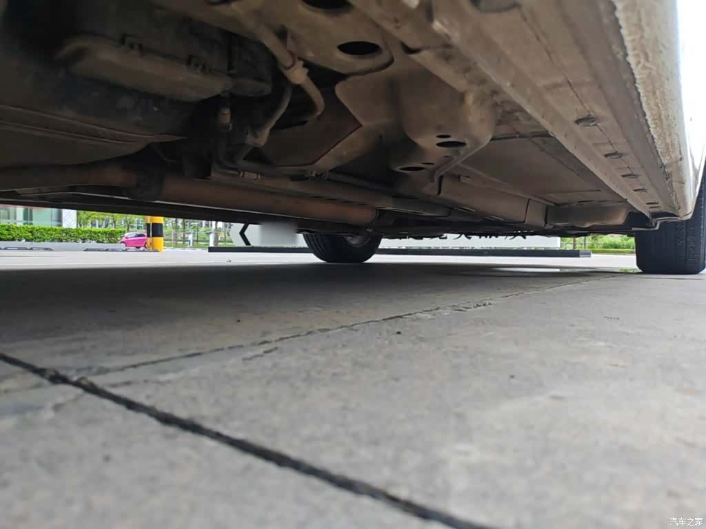 Chevrolet SE, 2016 4