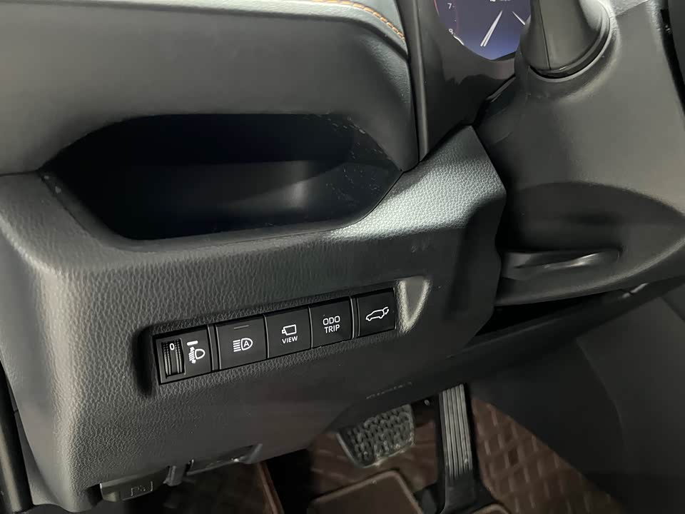 Toyota RAV4 Rongfang