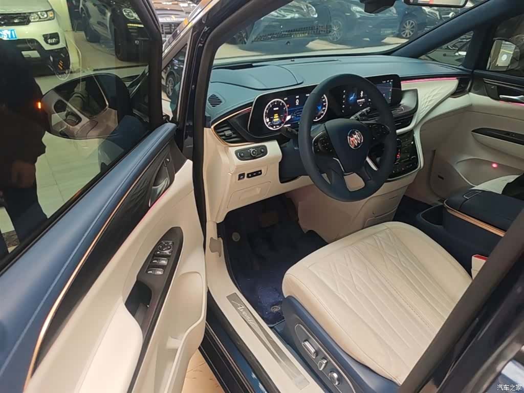 Buick GL8, 2021 12