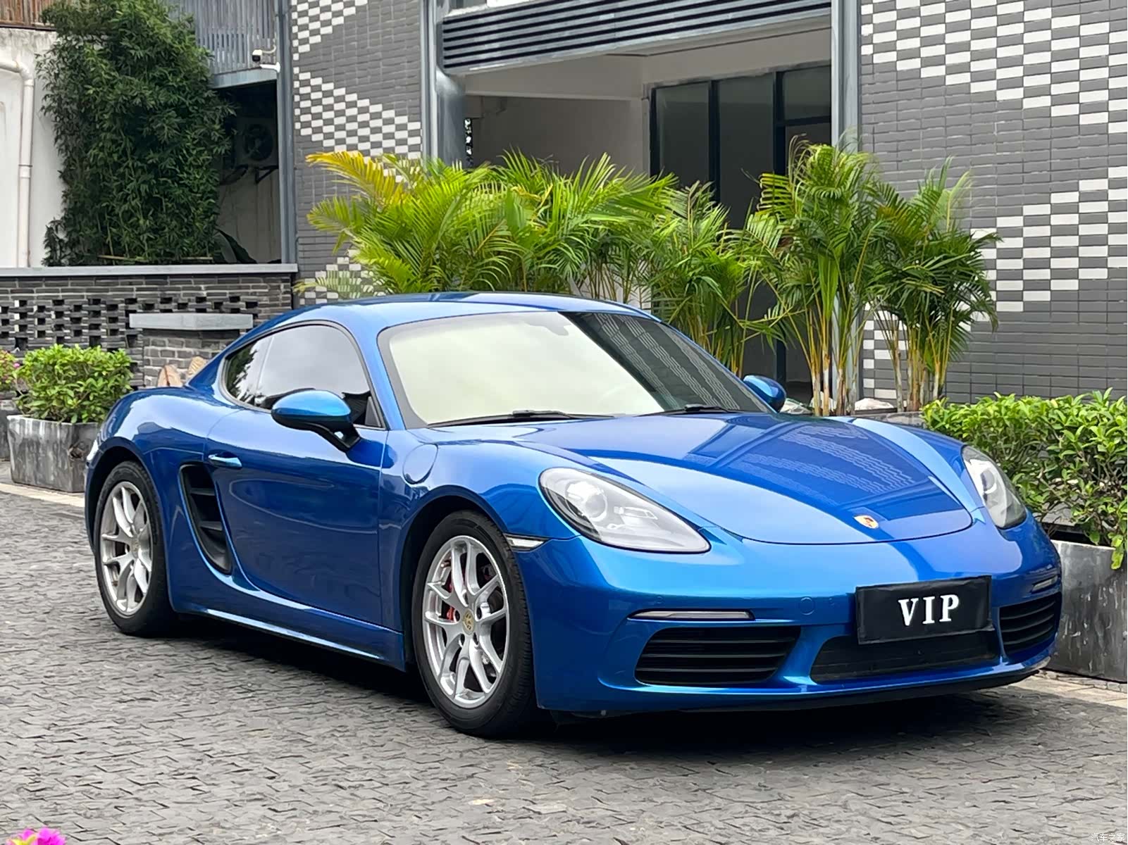 Porsche Cayman, 2017 3