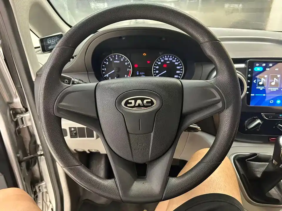 JAC Refine Ruifeng M3