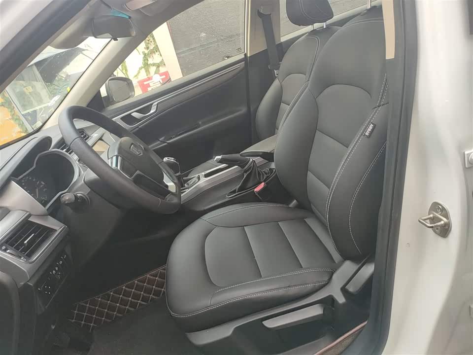 Geely Emgrand GL