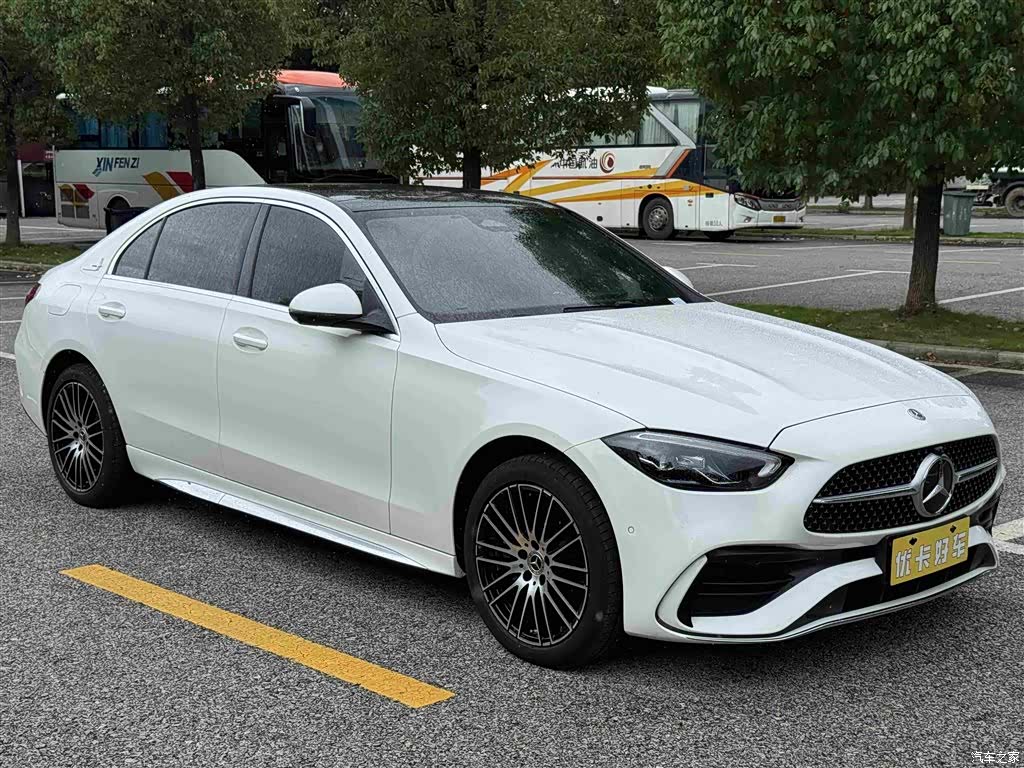Mercedes-Benz C-Class, 2025 4