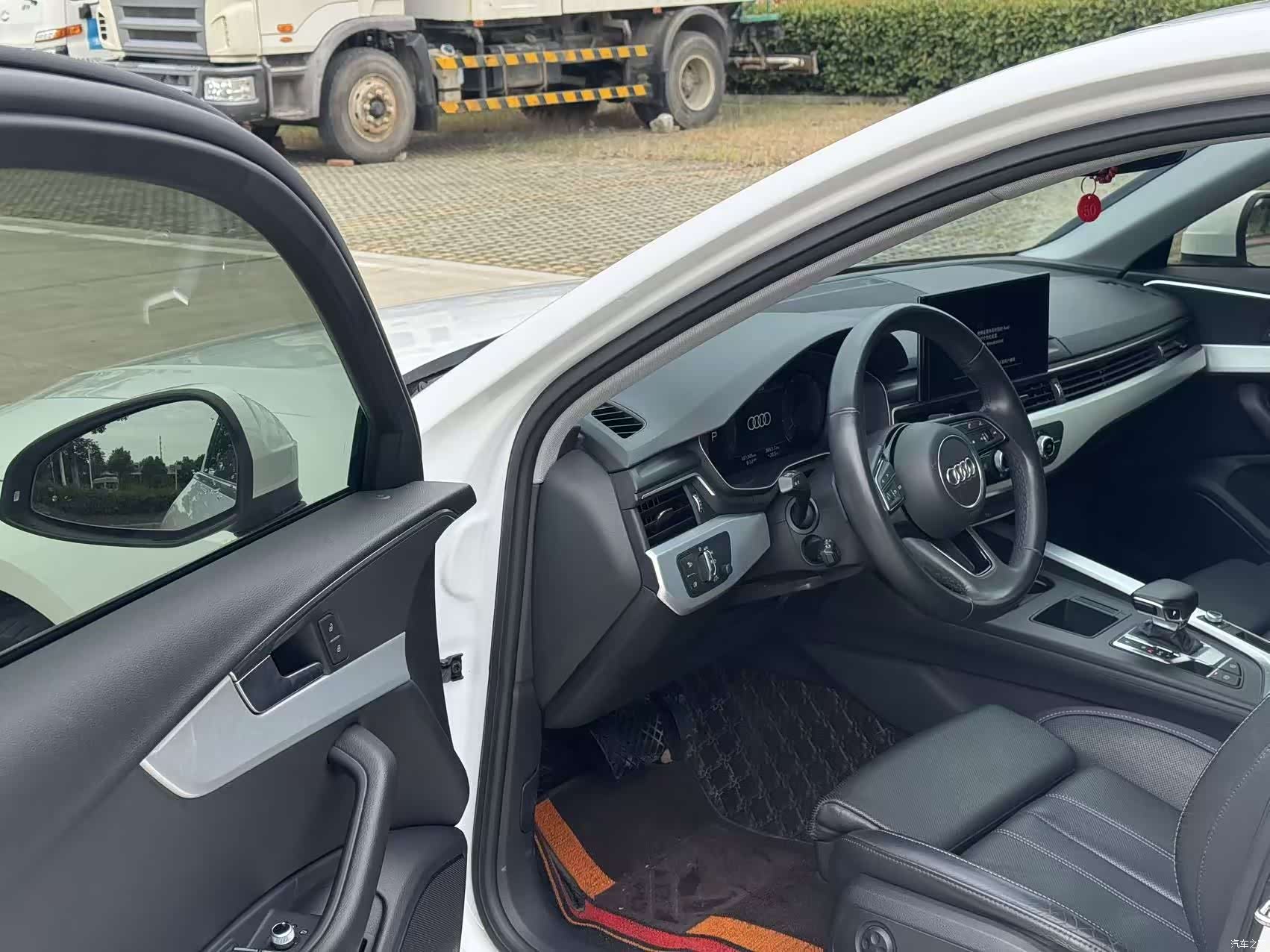 Audi A4L, 2022 10