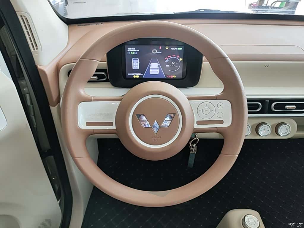 Wuling MINIEV, 2025 11