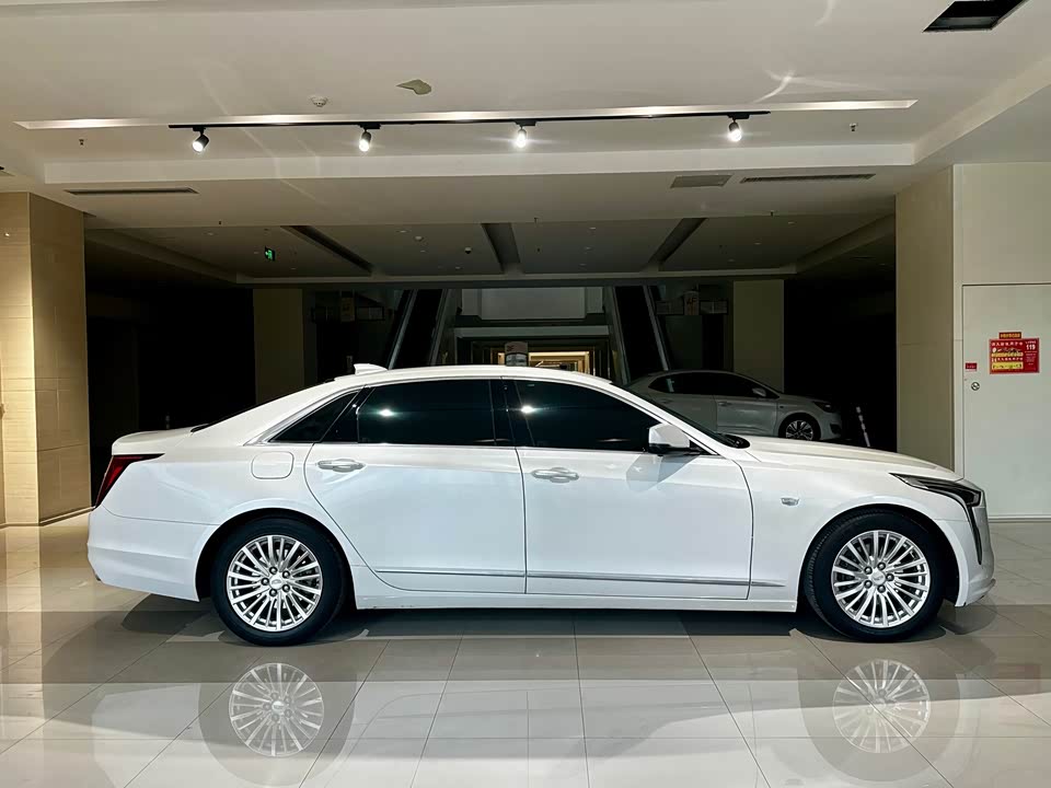 Cadillac CT6