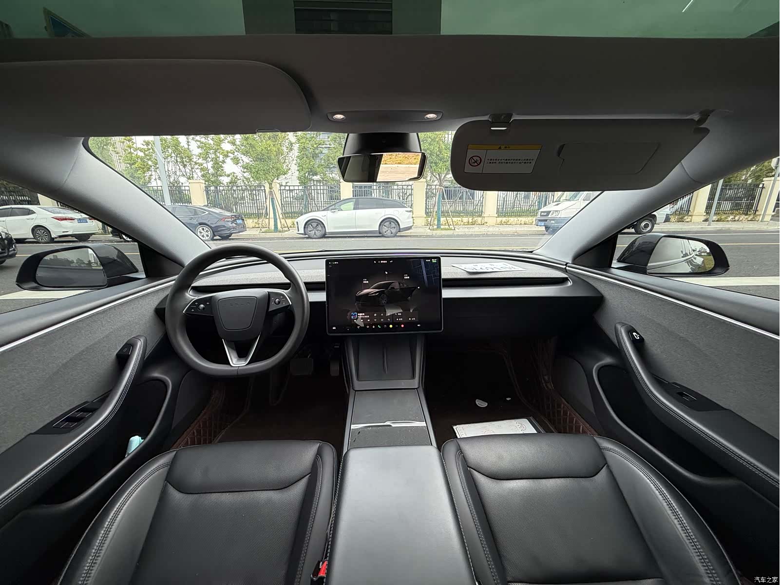 Tesla Model 3, 2023 11