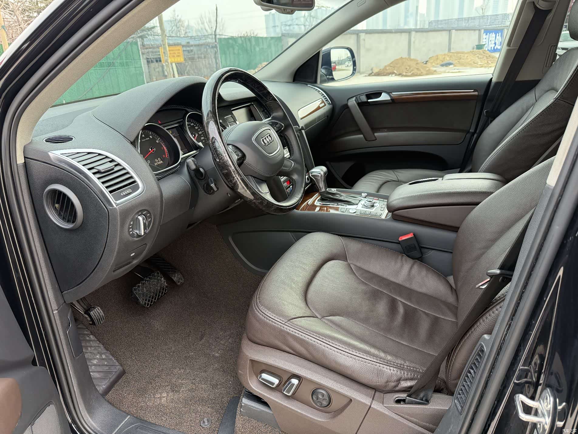 Audi Q7, 2015 все фото