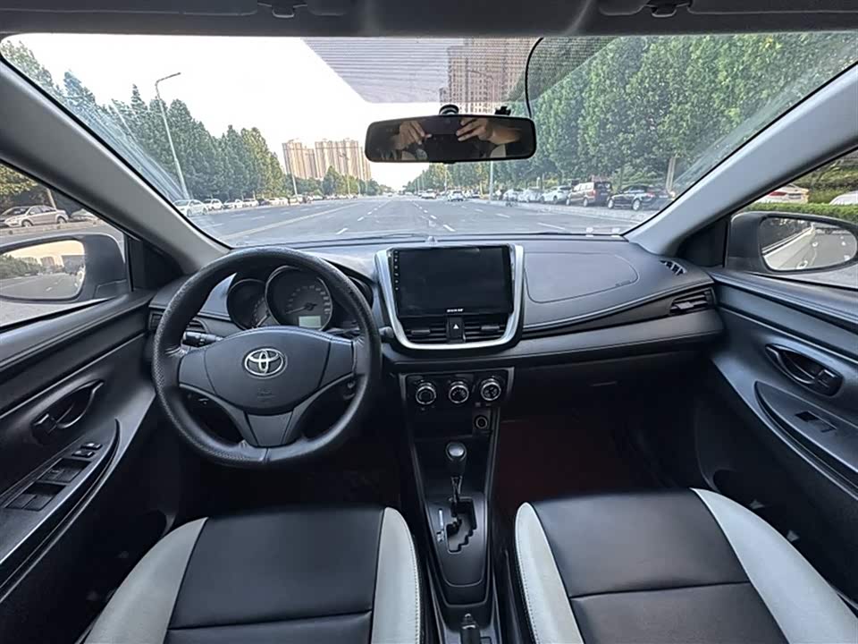 Toyota YARiS L Zhixuan