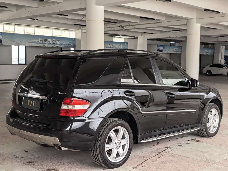 Mercedes-Benz M class