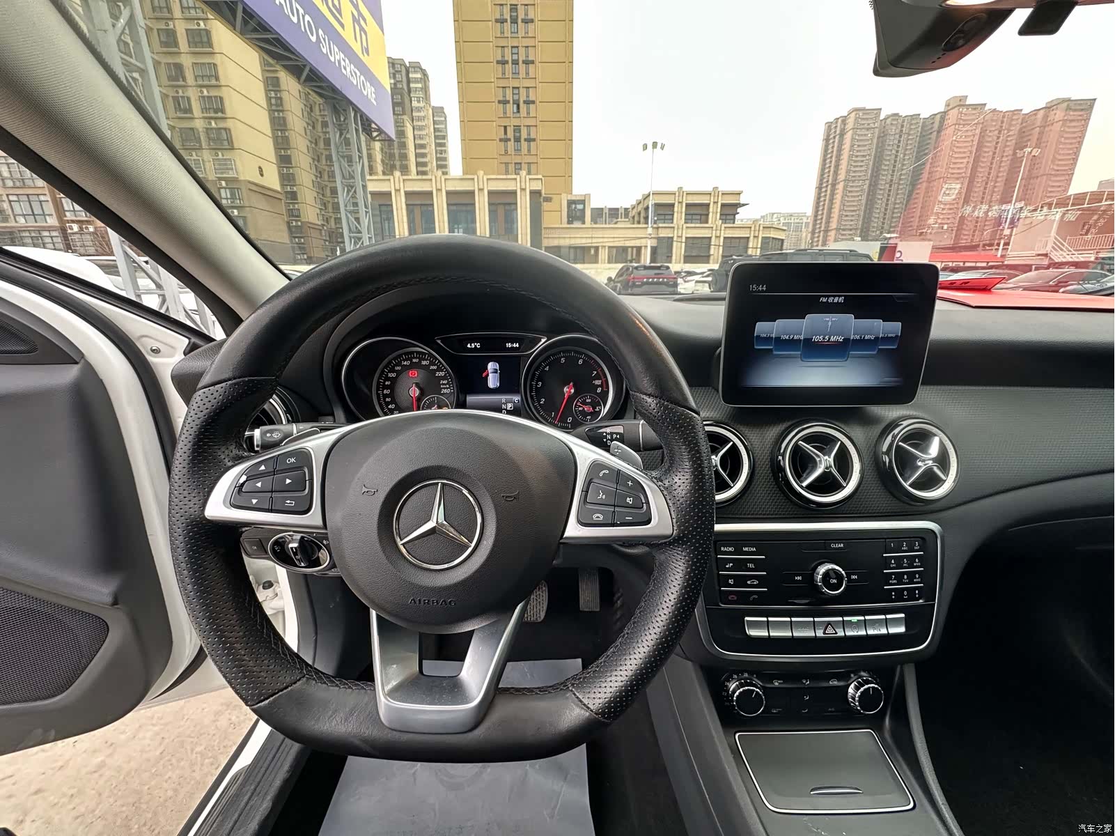 Mercedes-Benz GLA, 2019 10
