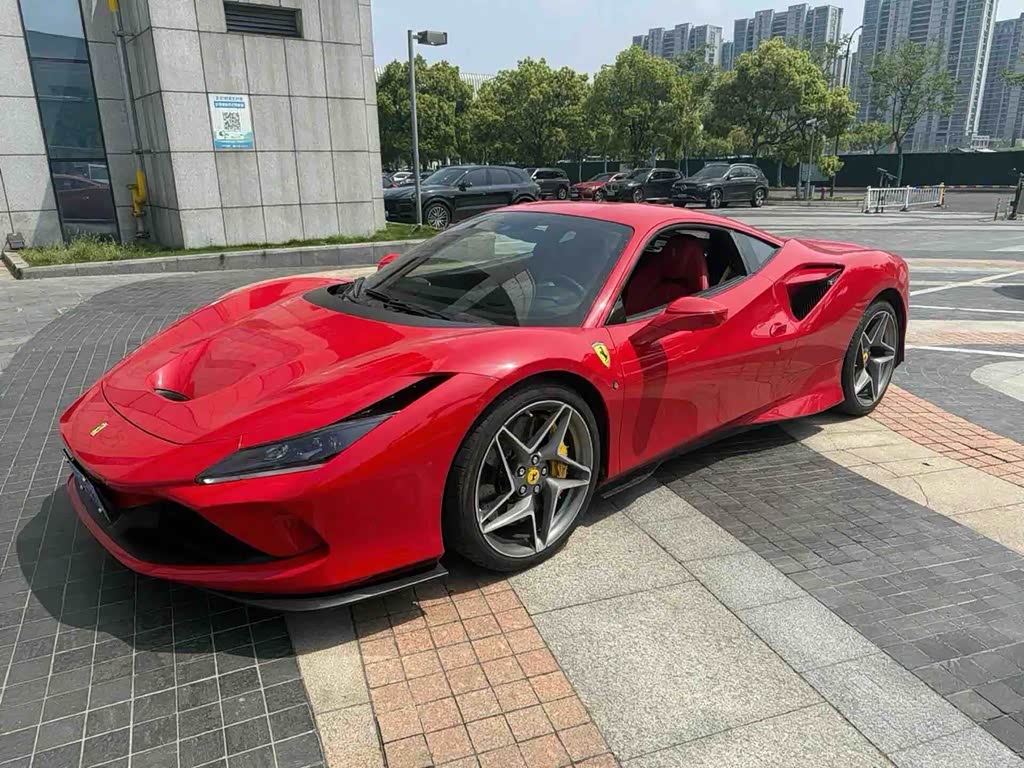 Ferrari F8