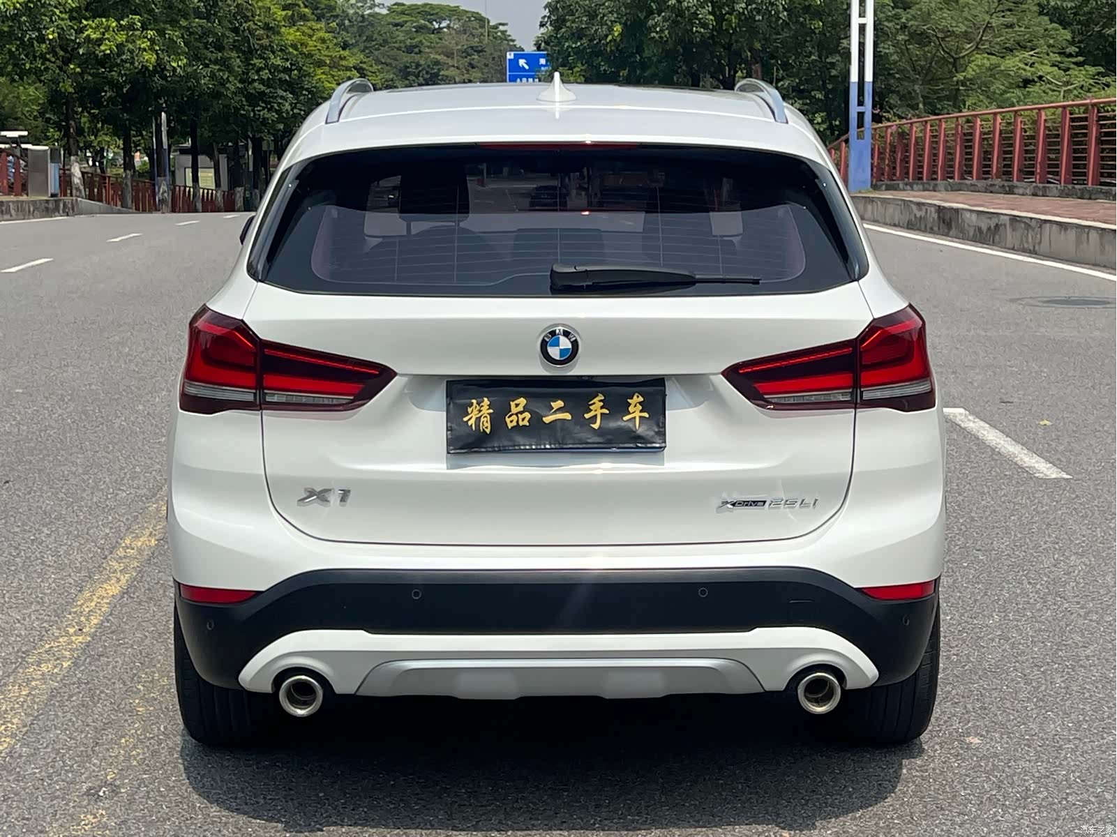 BMW X1, 2021 все фото