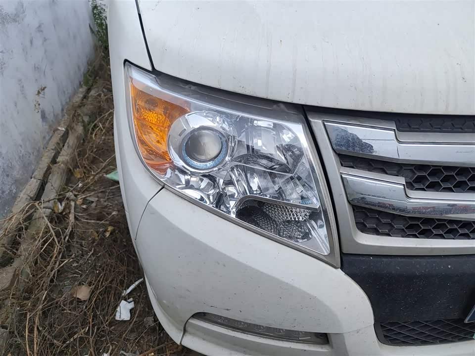 Dongfeng Yufeng Yufeng