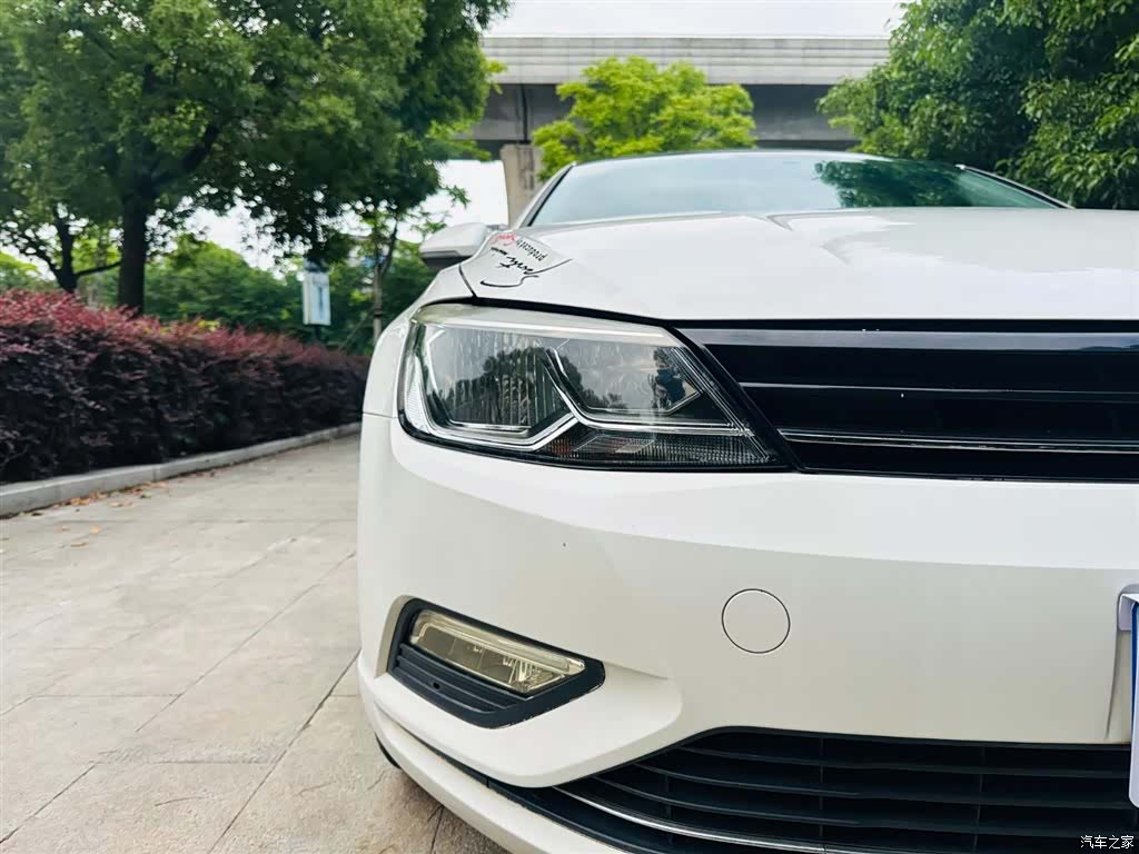 Volkswagen Lamando, 2016 11