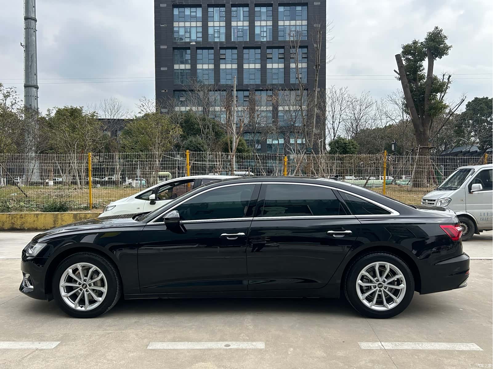 Audi A6L, 2024 3