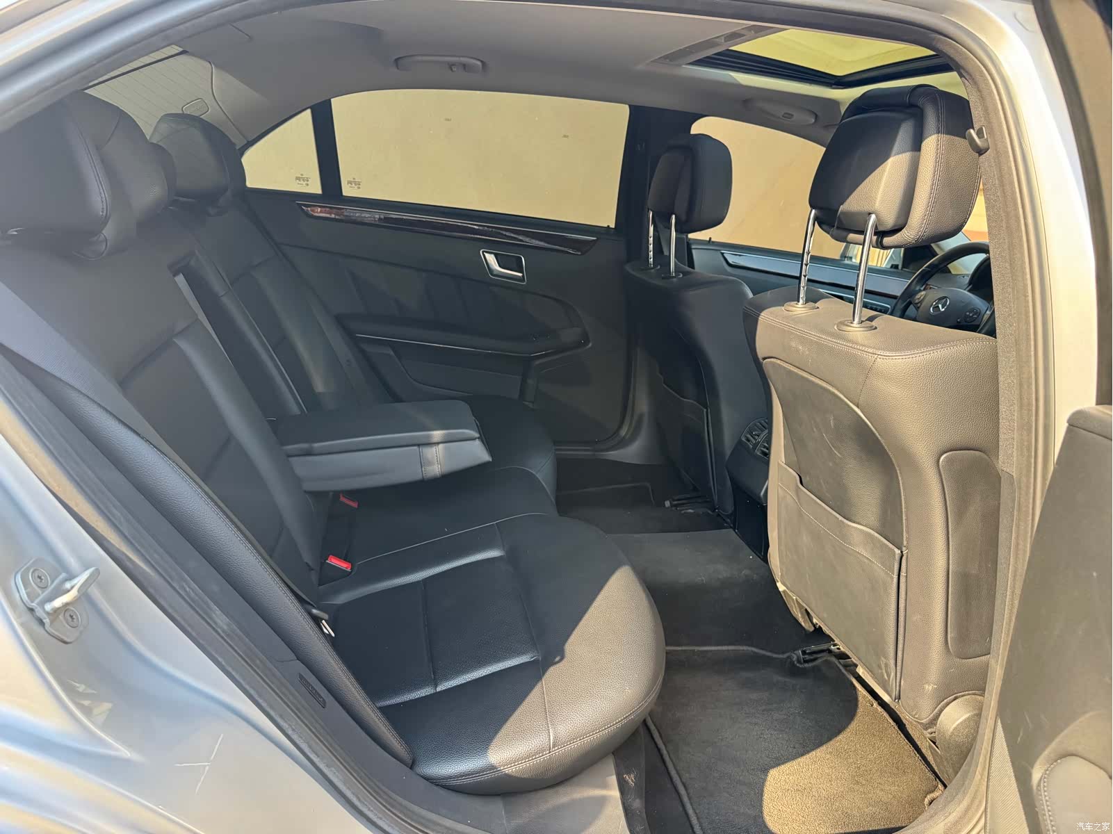 Mercedes-Benz E-Class, 2013 21
