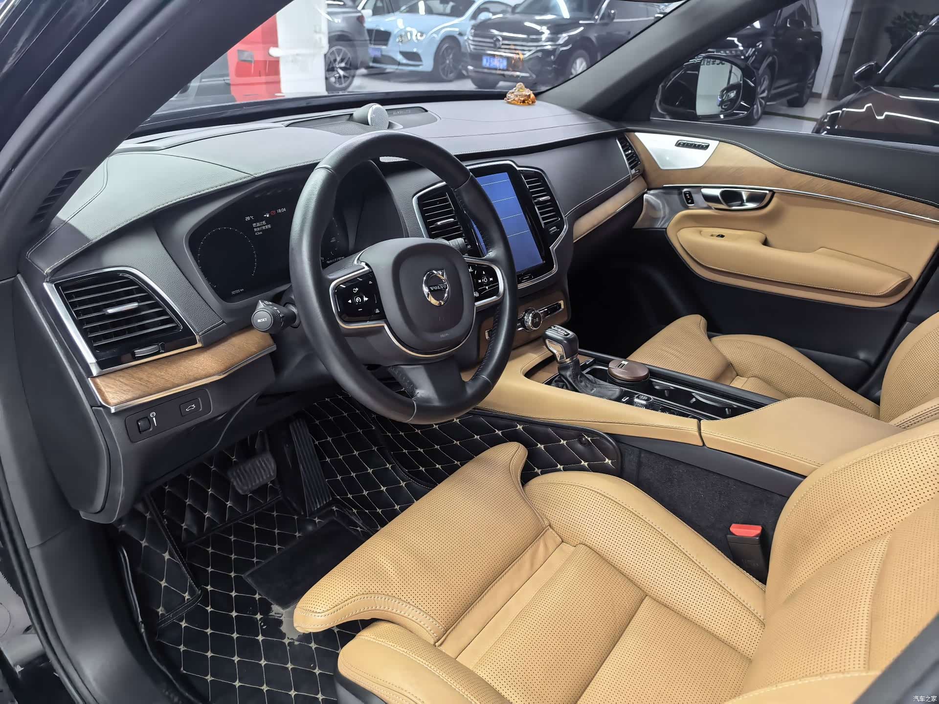 Volvo XC90, 2017 все фото