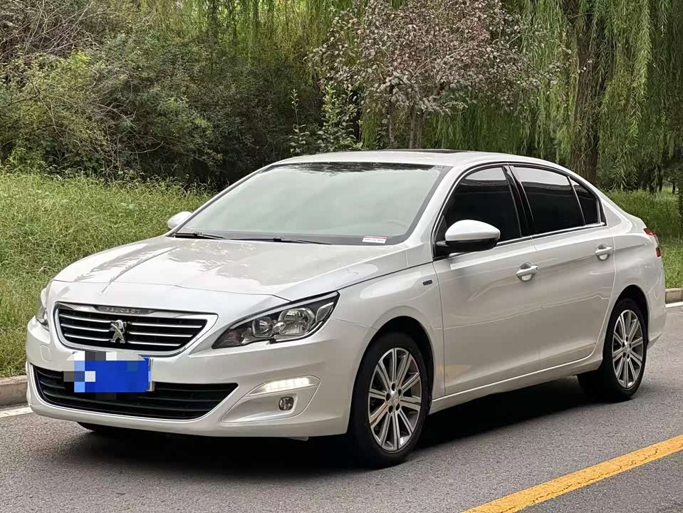 Peugeot 408