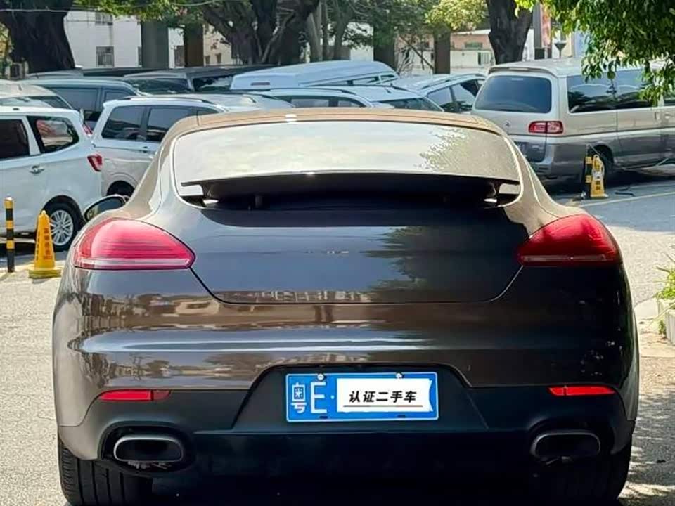 Porsche Panamera