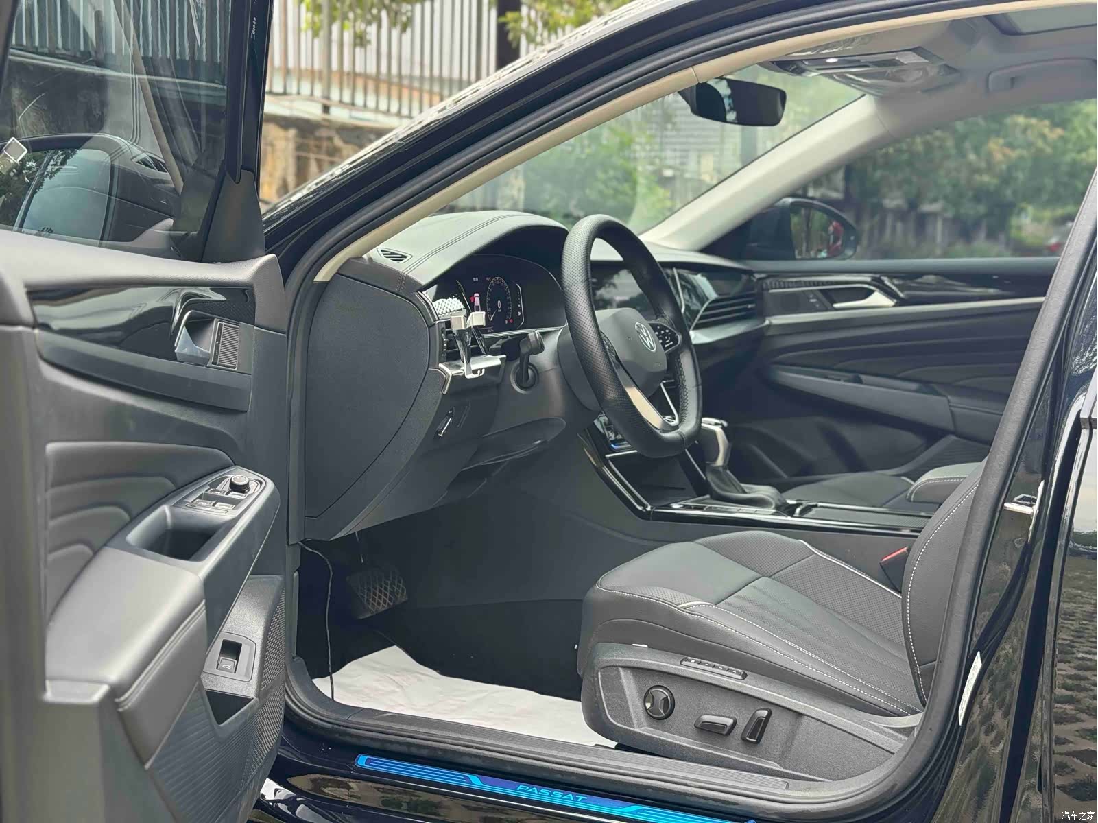 Volkswagen Passat, 2024 4