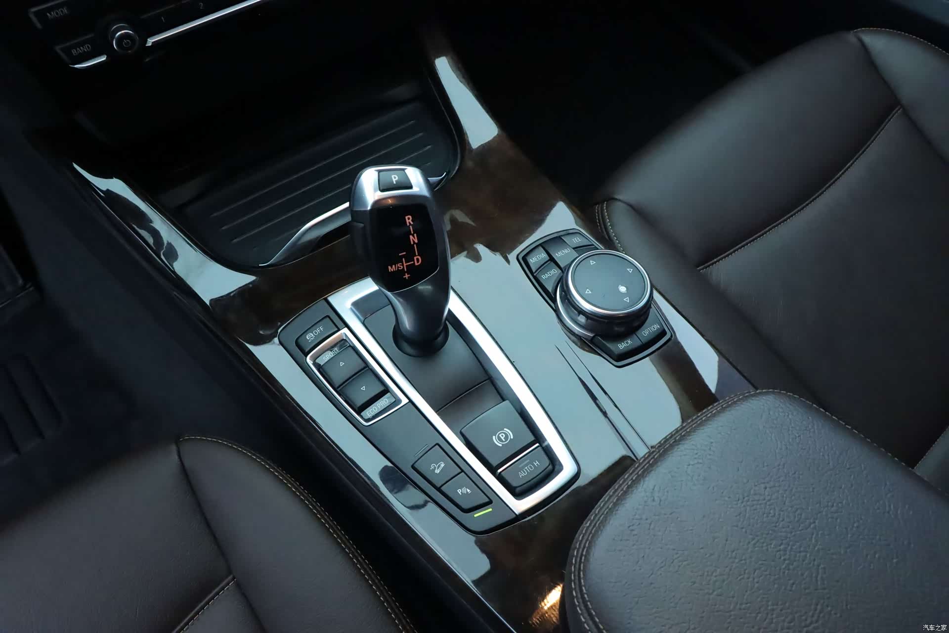 BMW X4, 2015 12