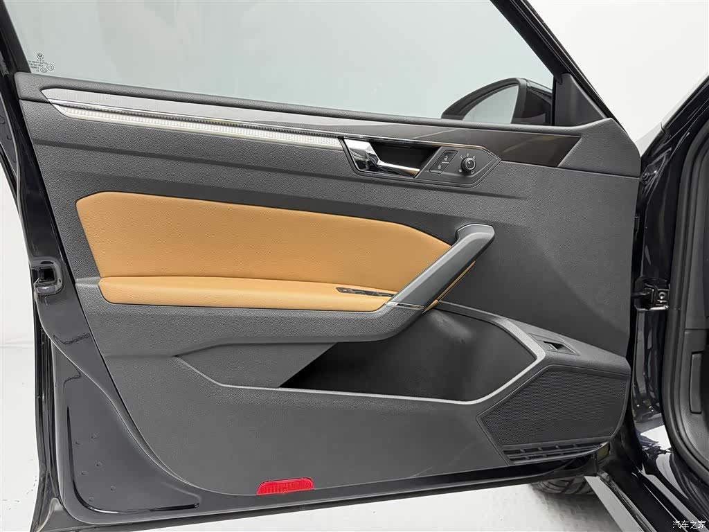 Volkswagen Passat, 2016 11