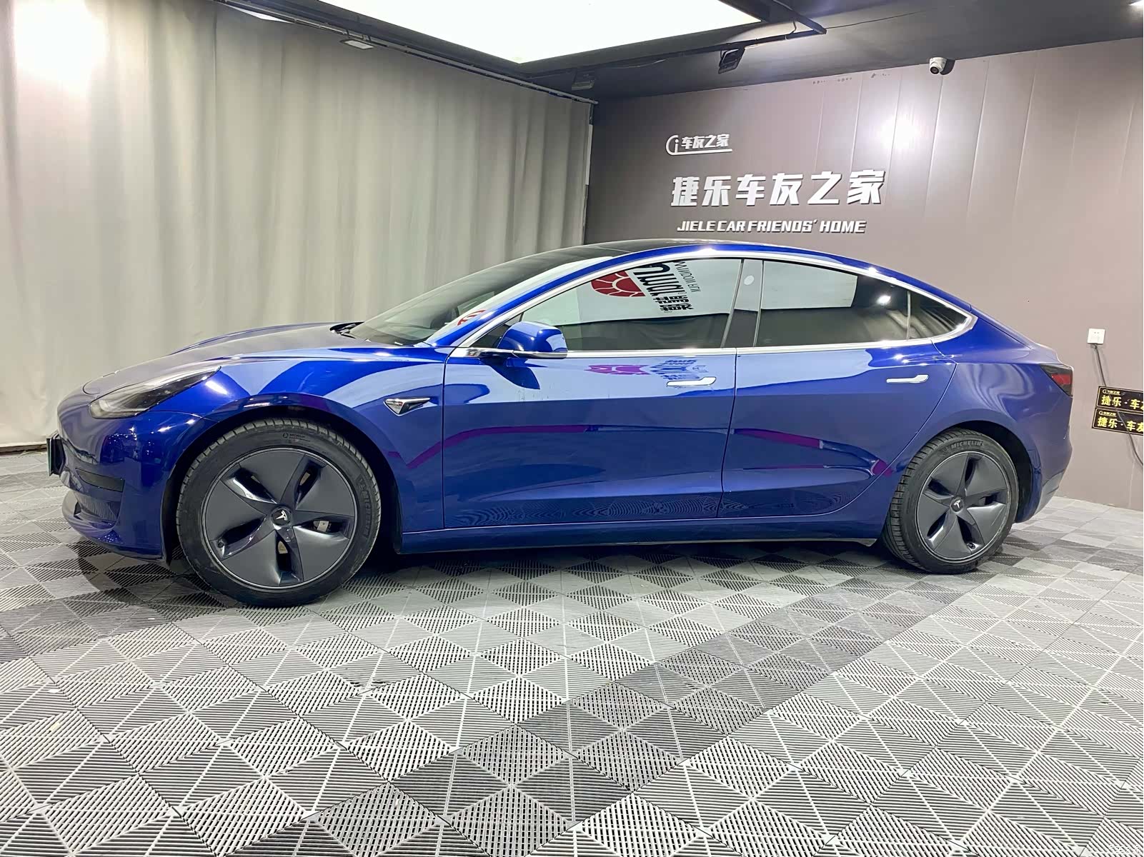 Tesla Model 3, 2020 4