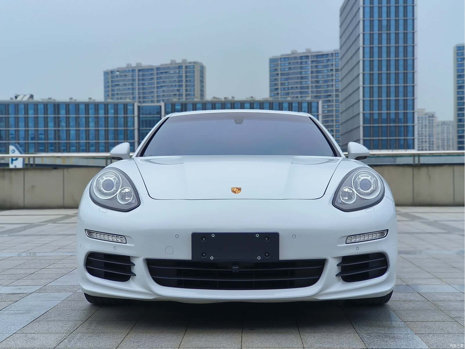 Porsche Panamera, 2016 3