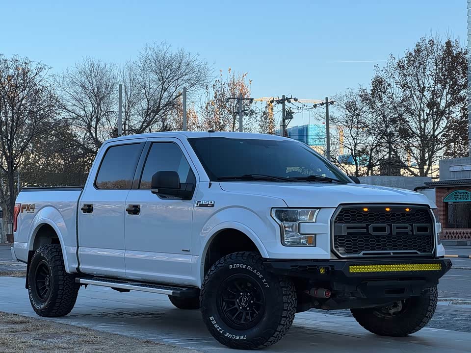 Ford F-150 Raptor