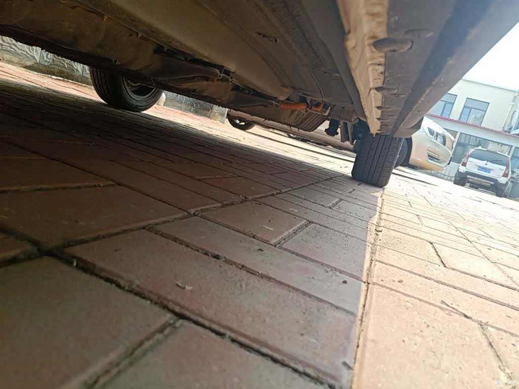 BAIC EC3, 2021 19