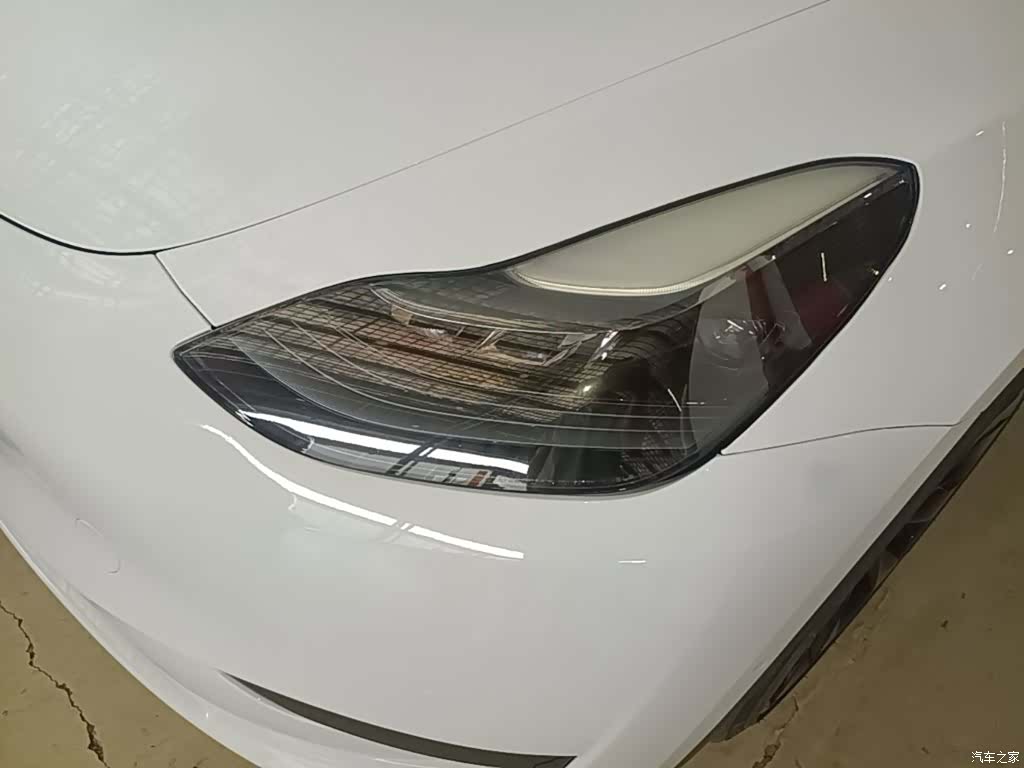 Tesla Model Y, 2023 24