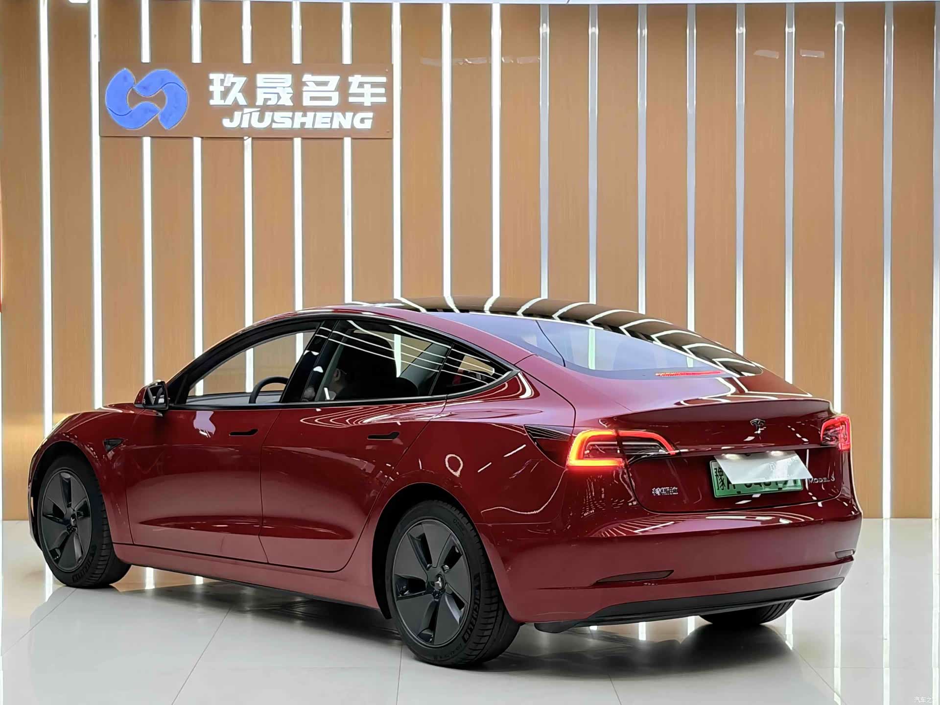 Tesla Model 3, 2021 4