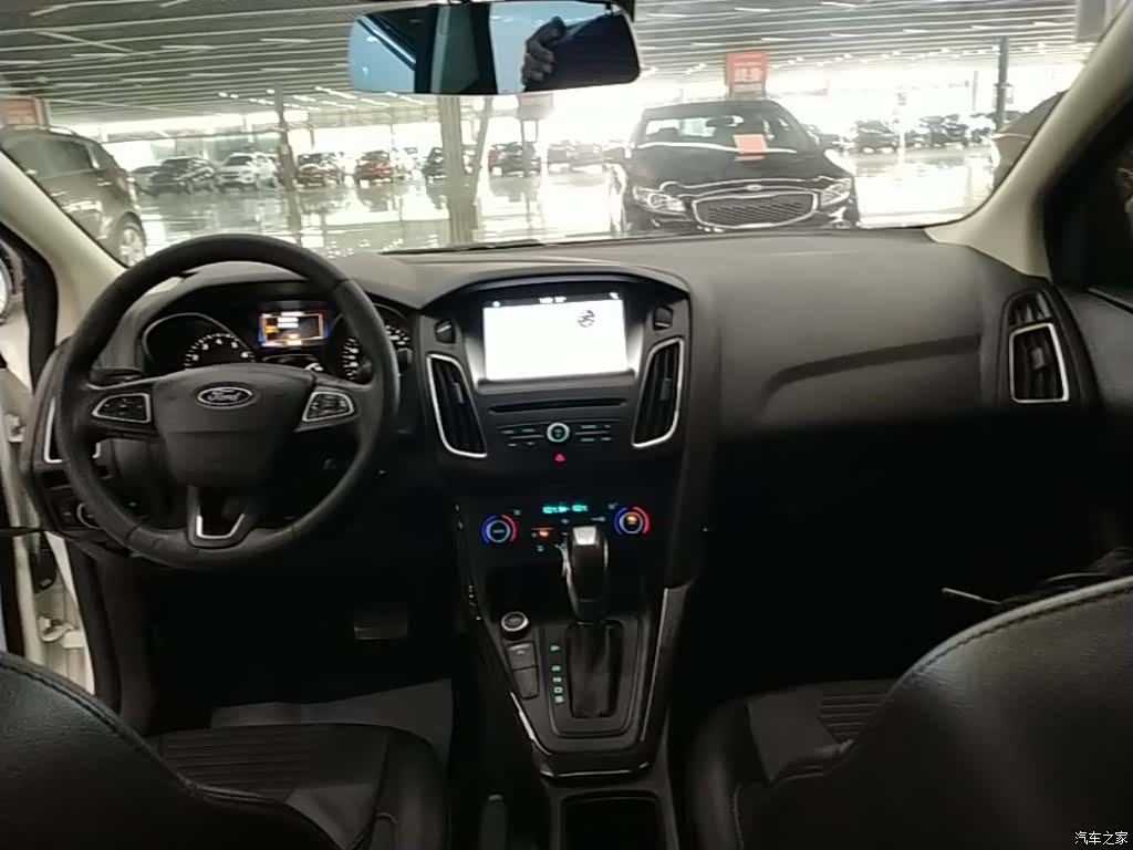 Ford Focus, 2017 10