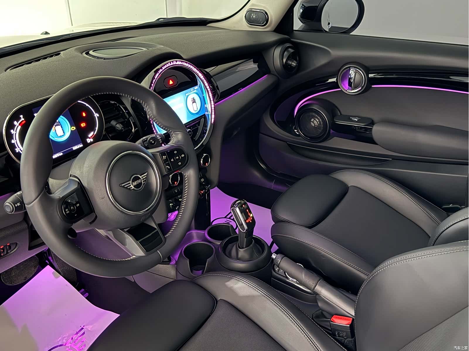 Mini Cooper, 2022 11