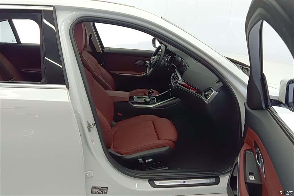 BMW 3 Series, 2022 8