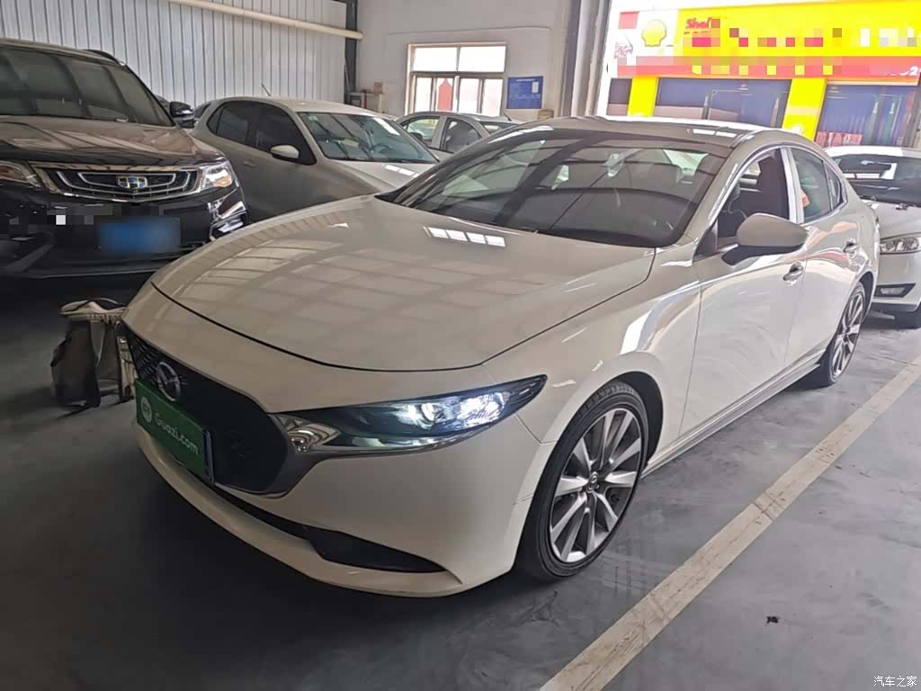 Mazda Mazda3, 2021 1