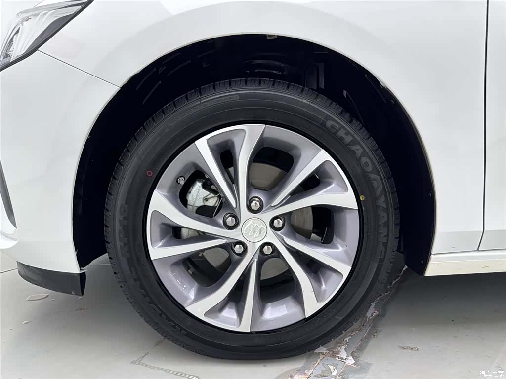Buick Verano, 2023 29