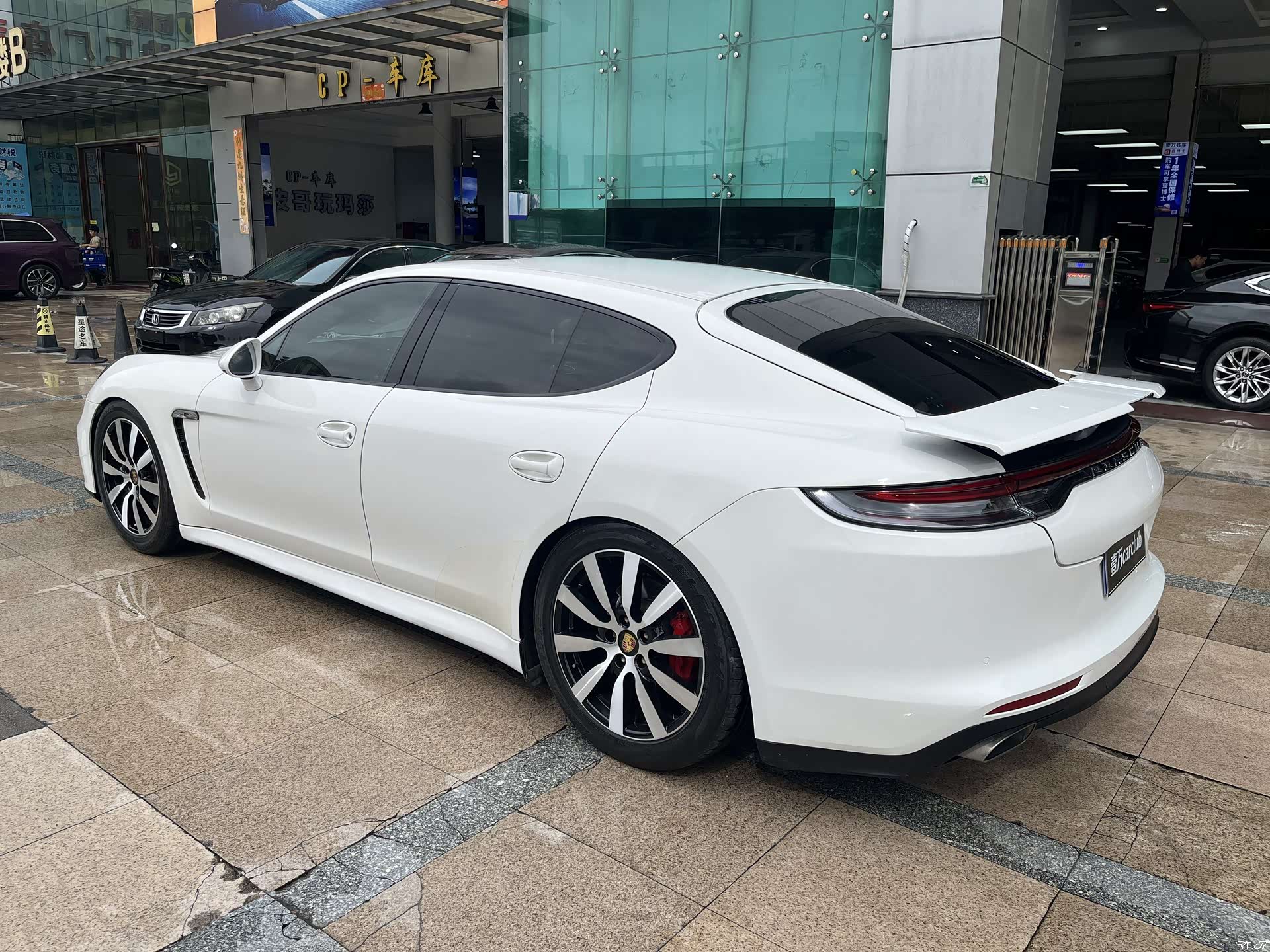 Porsche Panamera, 2011 9