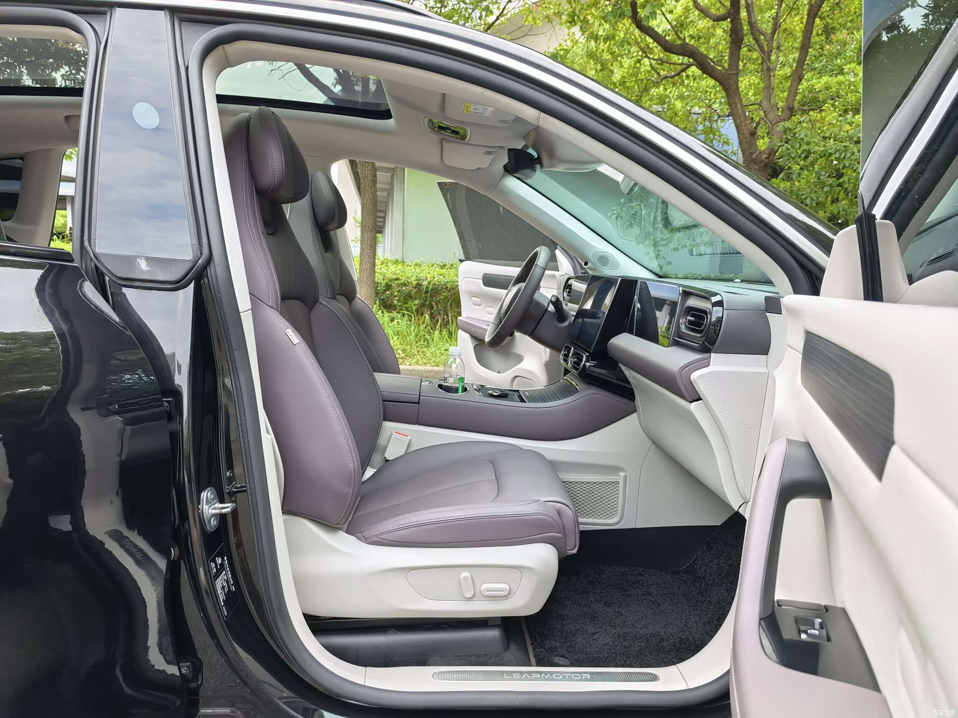 Leapmotor C11, 2023 11