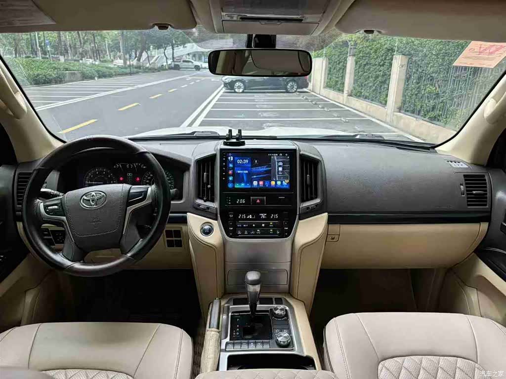 Toyota Land Cruiser, 2018 7