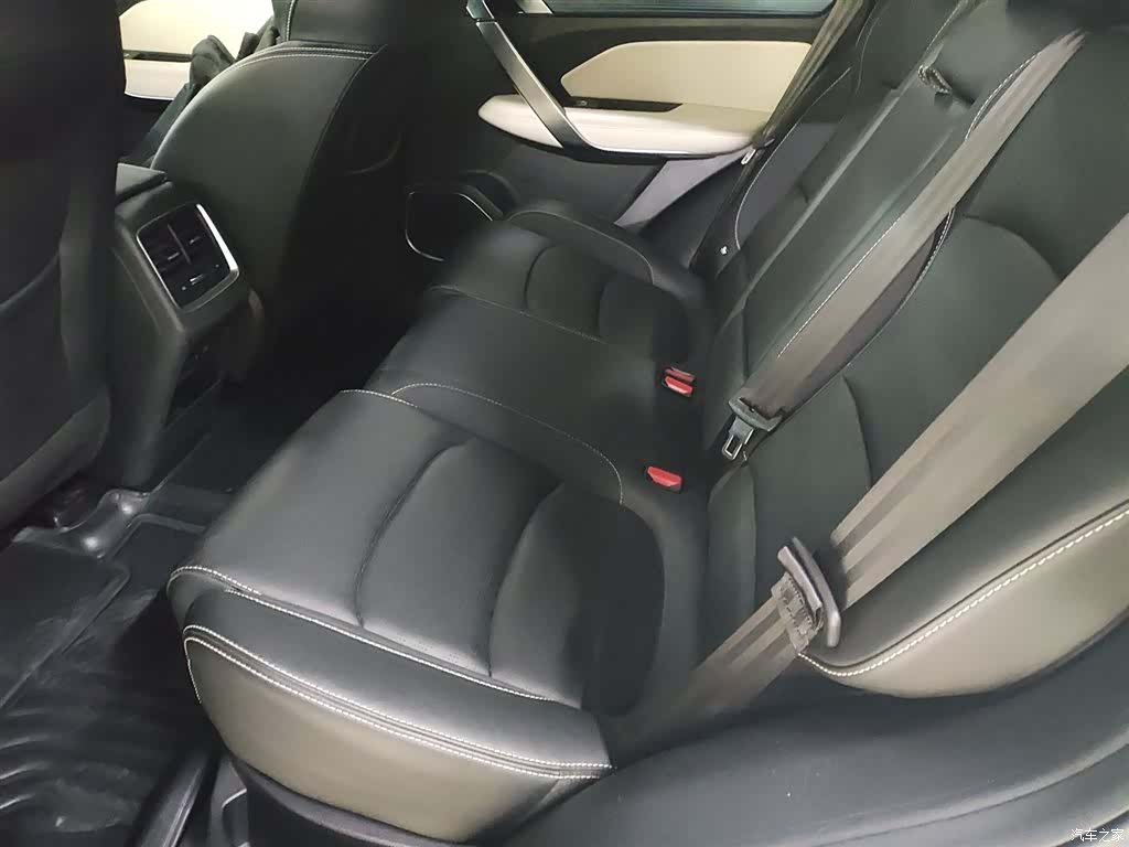 Geely Boyue, 2022 17