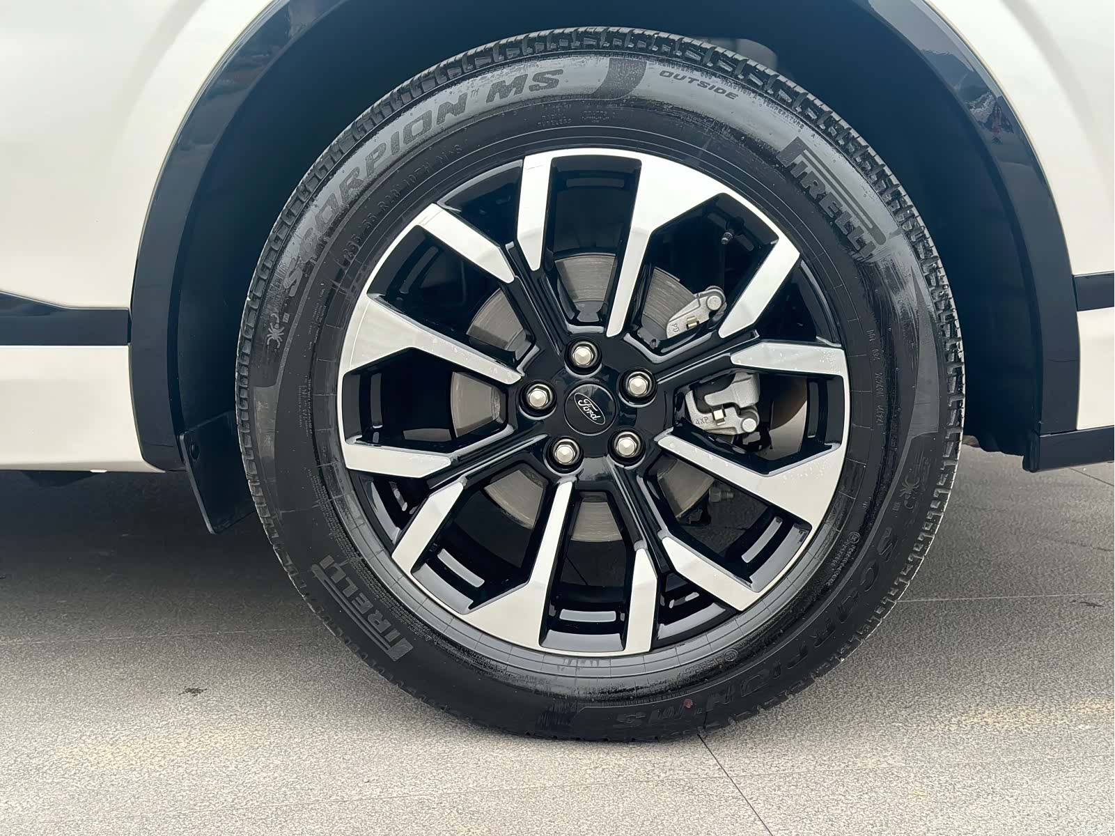 Ford Edge L, 2025 8