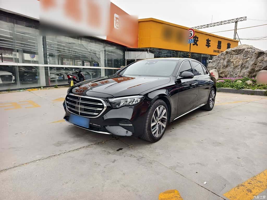 Mercedes-Benz E-Class, 2024 2