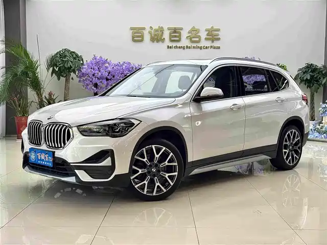 BMW X1 2020 — купить из Китая под заказ